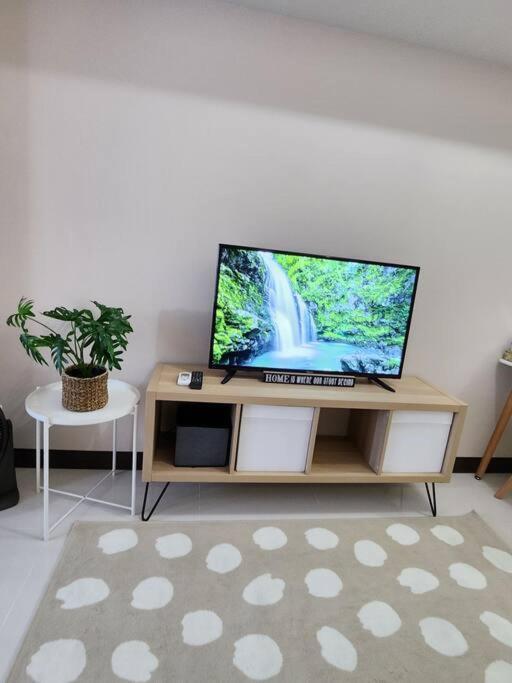 Cosy Executive 1 Bedroom Uptown Parksuites Ultra Fast Internet Manila Dış mekan fotoğraf